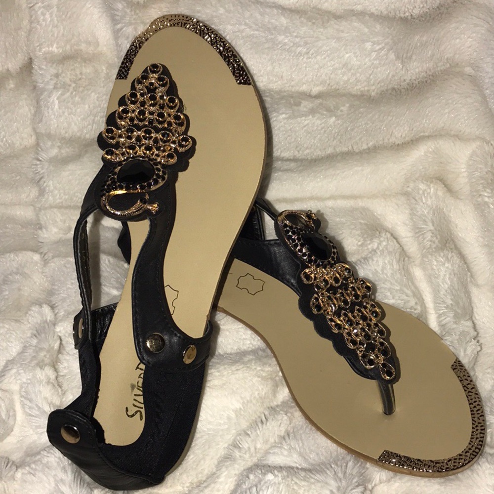 Black and gold dress sandal